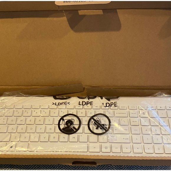 NIB - HP Wired Keyboard - Picture 6 of 8